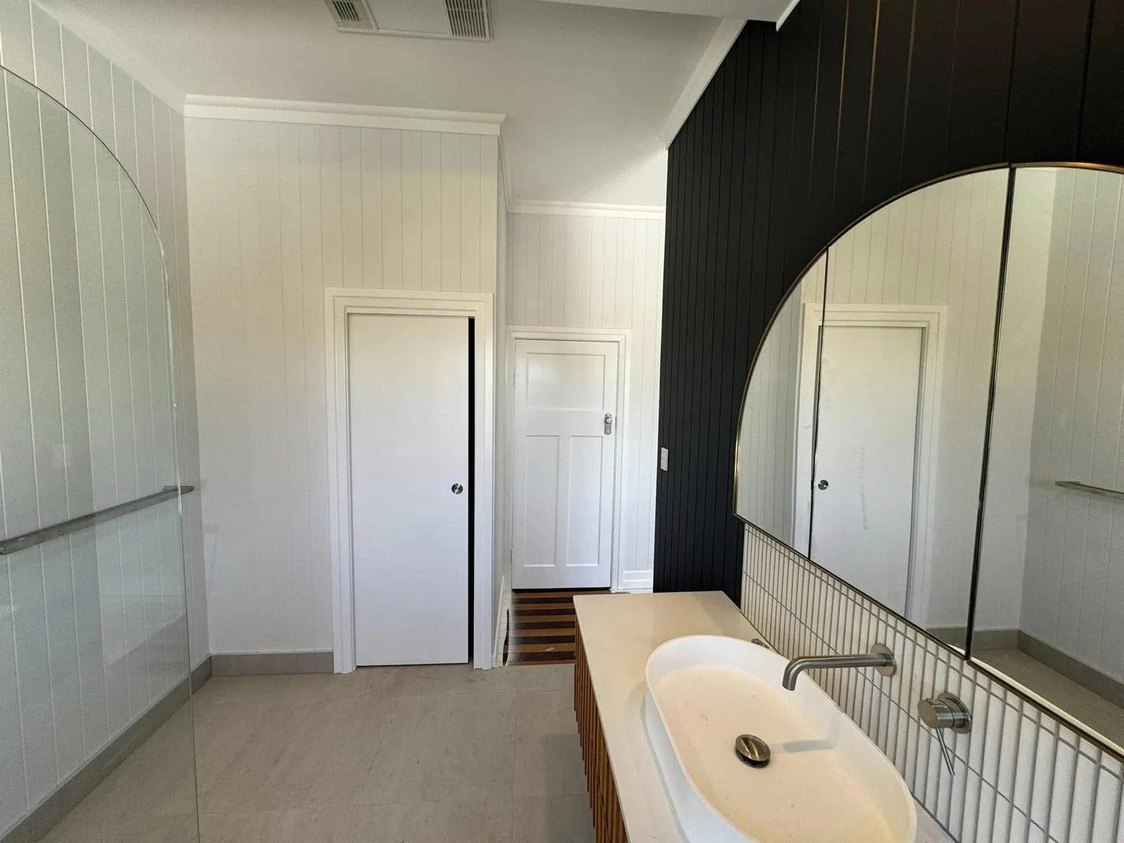 Timber house renovation, photo 2