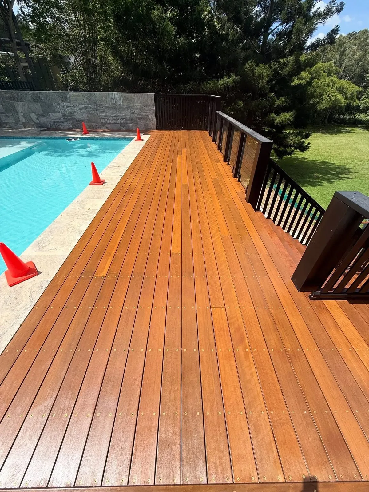 Hardwood pool deck oiling, Chapel Hill