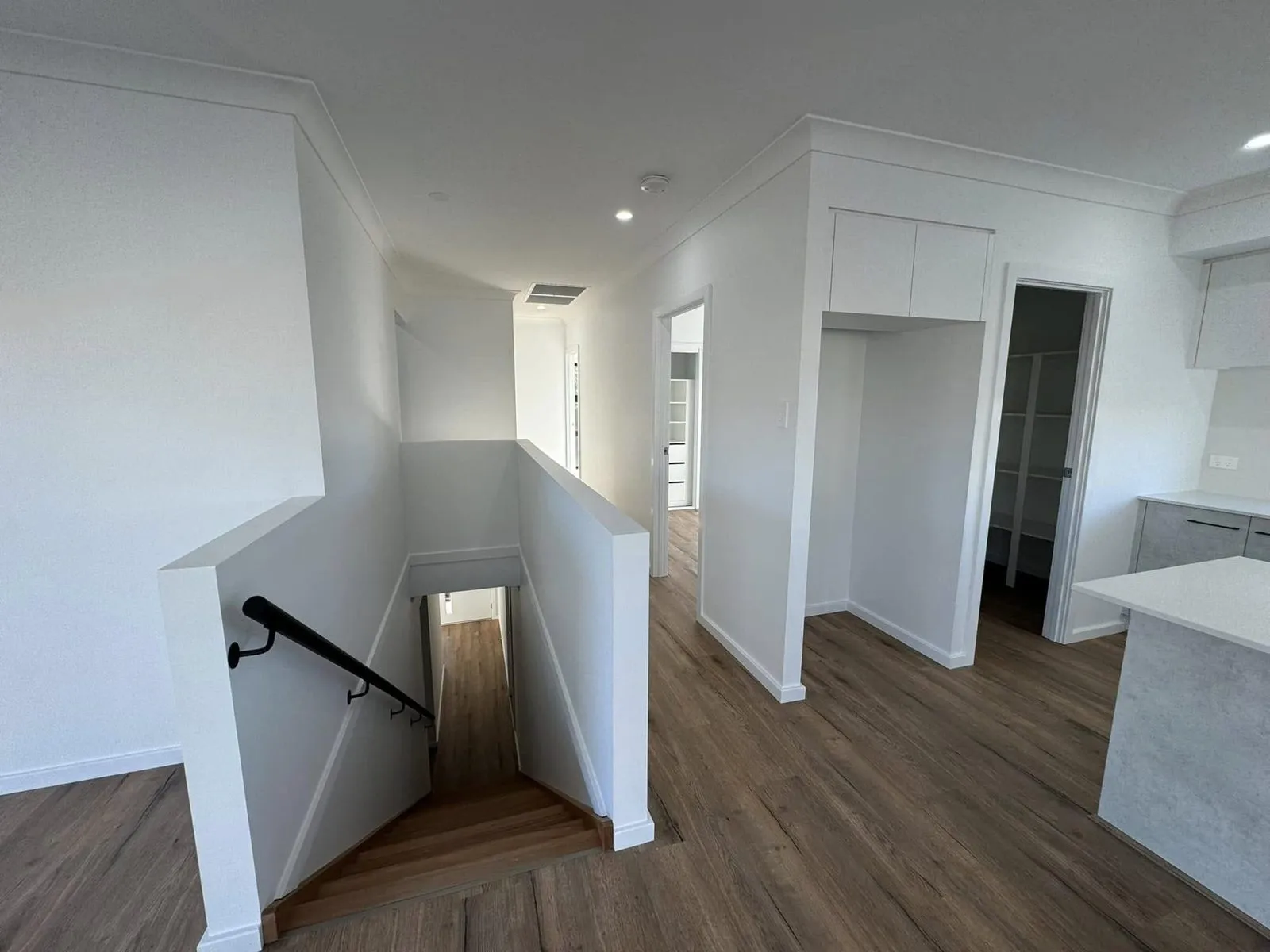 New build, inside and out, Spring Mountain, photo 3