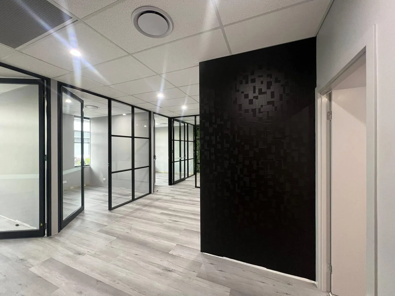 Marina office fit-out, Murarrie (Rivergate Marina), photo 3