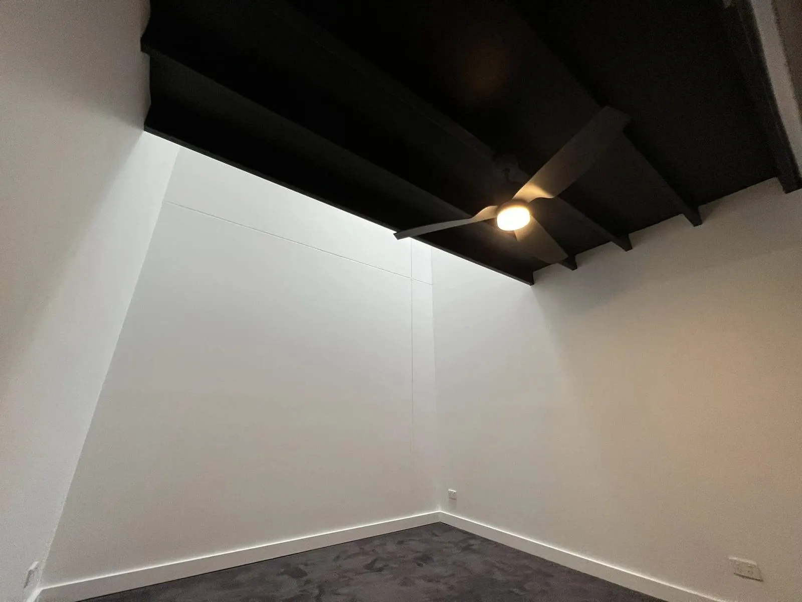 Heritage warehouse apartment with 6m ceilings, photo 3