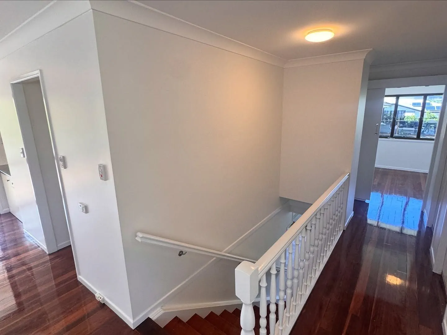 Wallpaper removal and interior repaint, photo 3