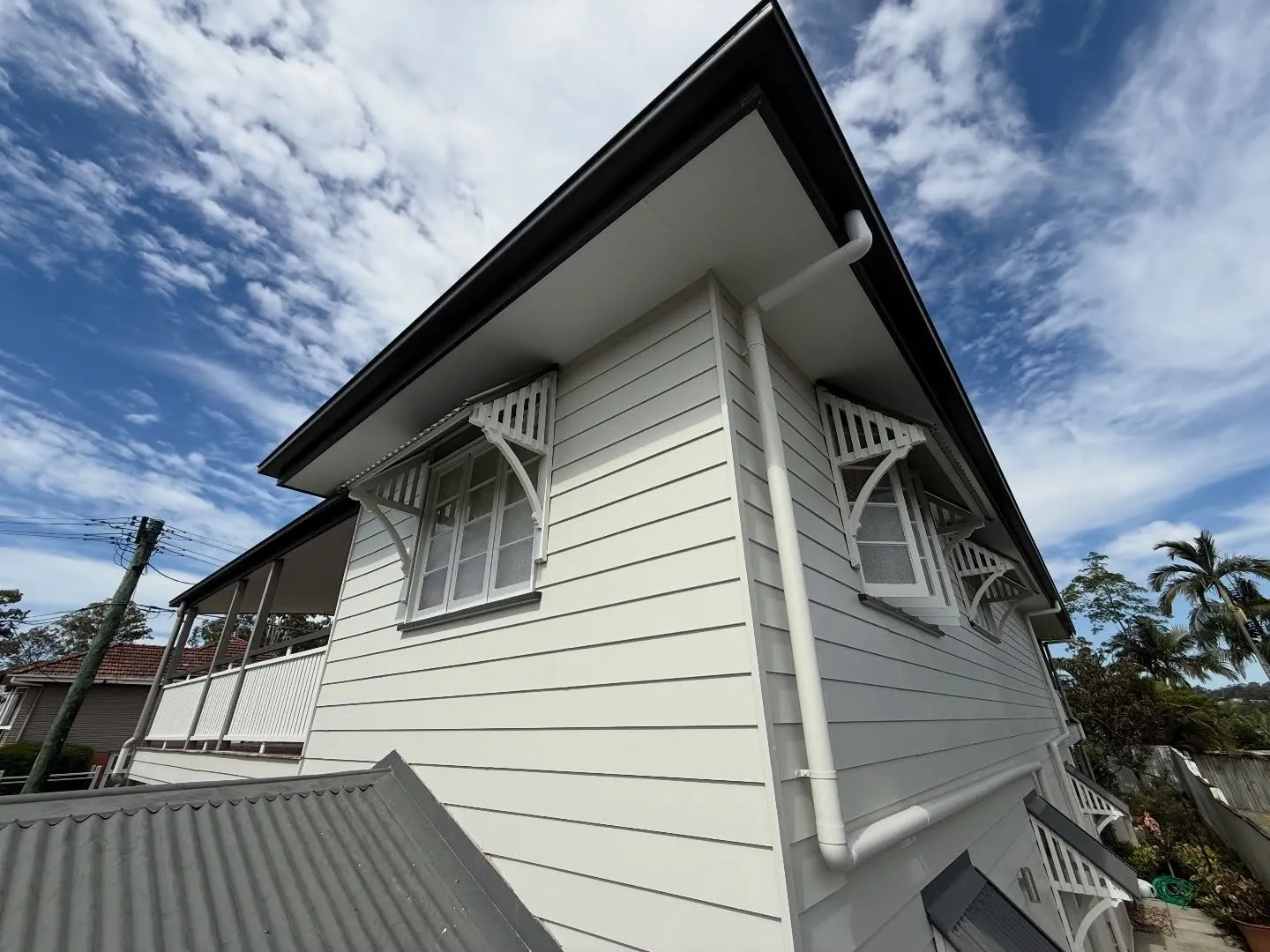 Queenslander exterior repaint, Stafford, photo 4