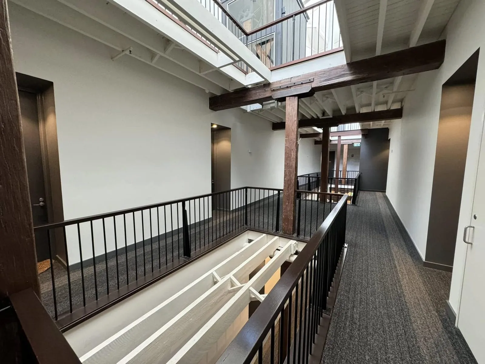 Heritage woolstore apartment building, Teneriffe, photo 4