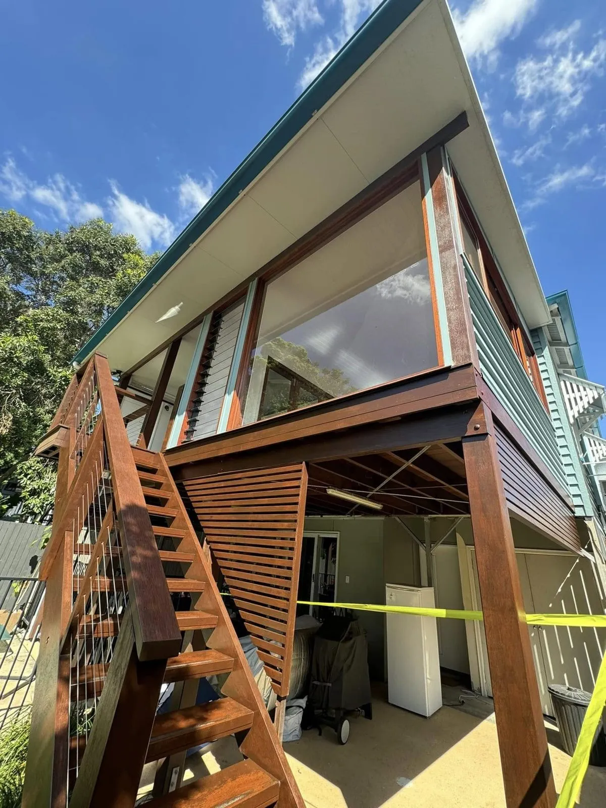 Extension painting and timber oiling, West End, photo 6