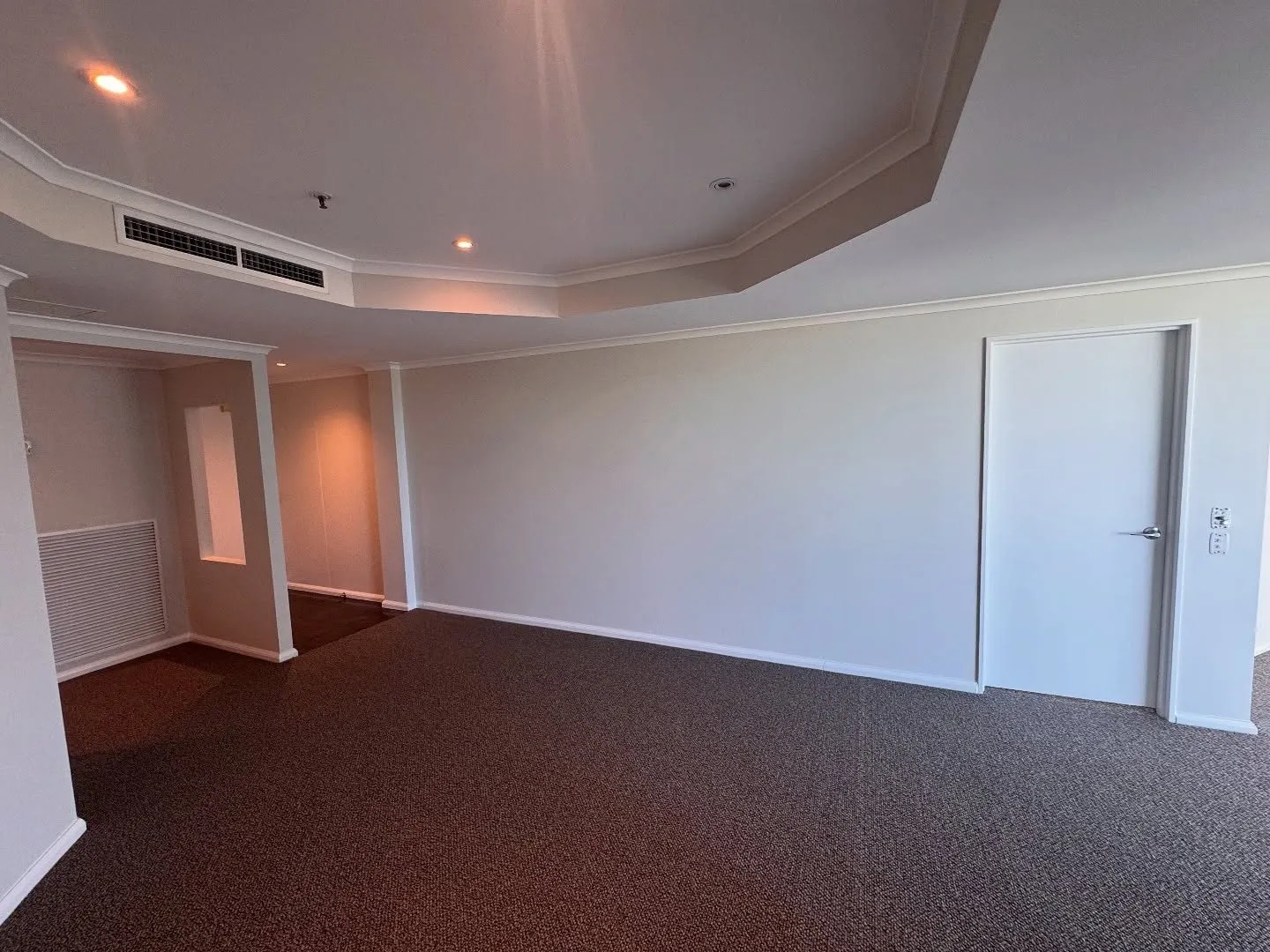 Riverside apartment interior, Kangaroo Point, photo 7