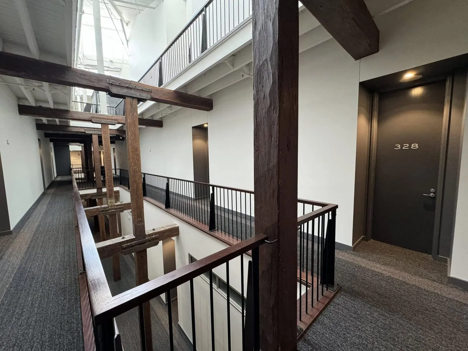 Heritage woolstore apartment building, Teneriffe, photo 7