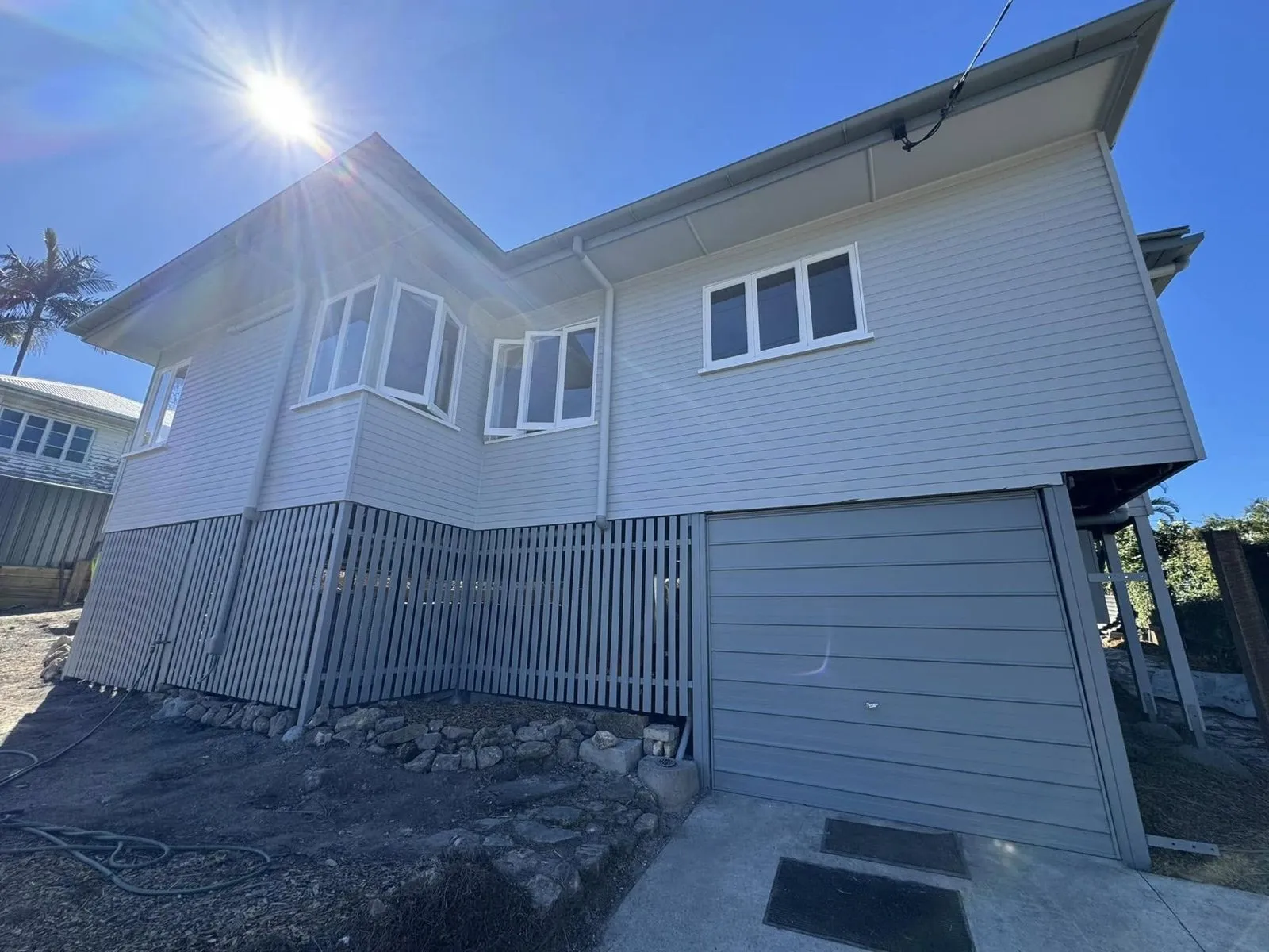 Weatherboard house exterior, photo 8